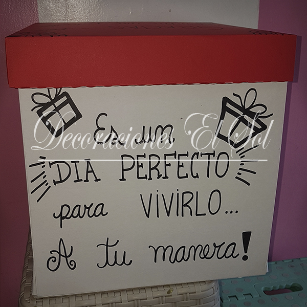 Caja de Regalo Personalizada 22cm - Imagen 7